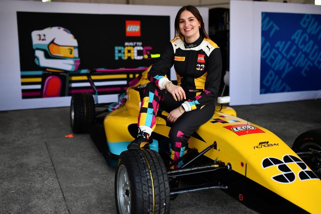 开云-当四成F1观众已是女性，女车手们正加速驶入F1赛场